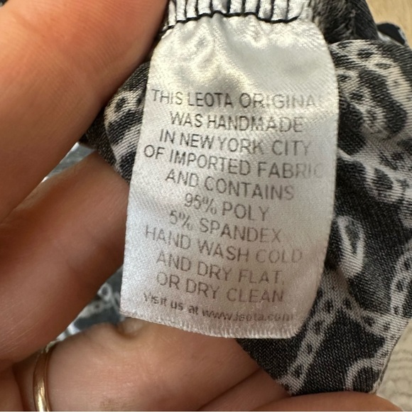 Leota Black and White Chain Maternity Dress - Picture 10 of 10